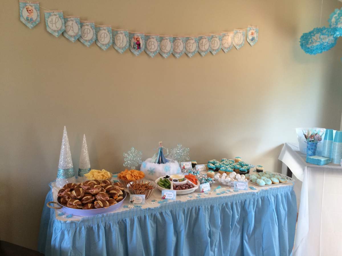 A Frozen Celebration - Frozen (Disney)