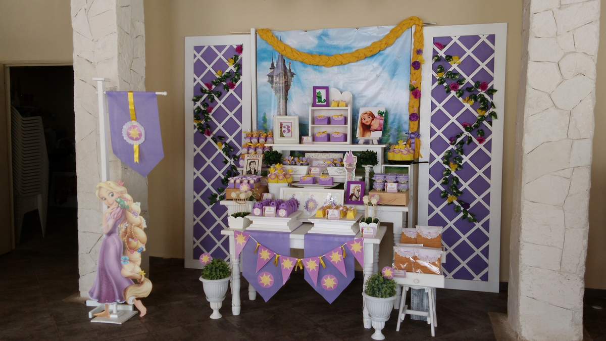 Rapunzel awesome birthday party - Rapunzel / Tangled