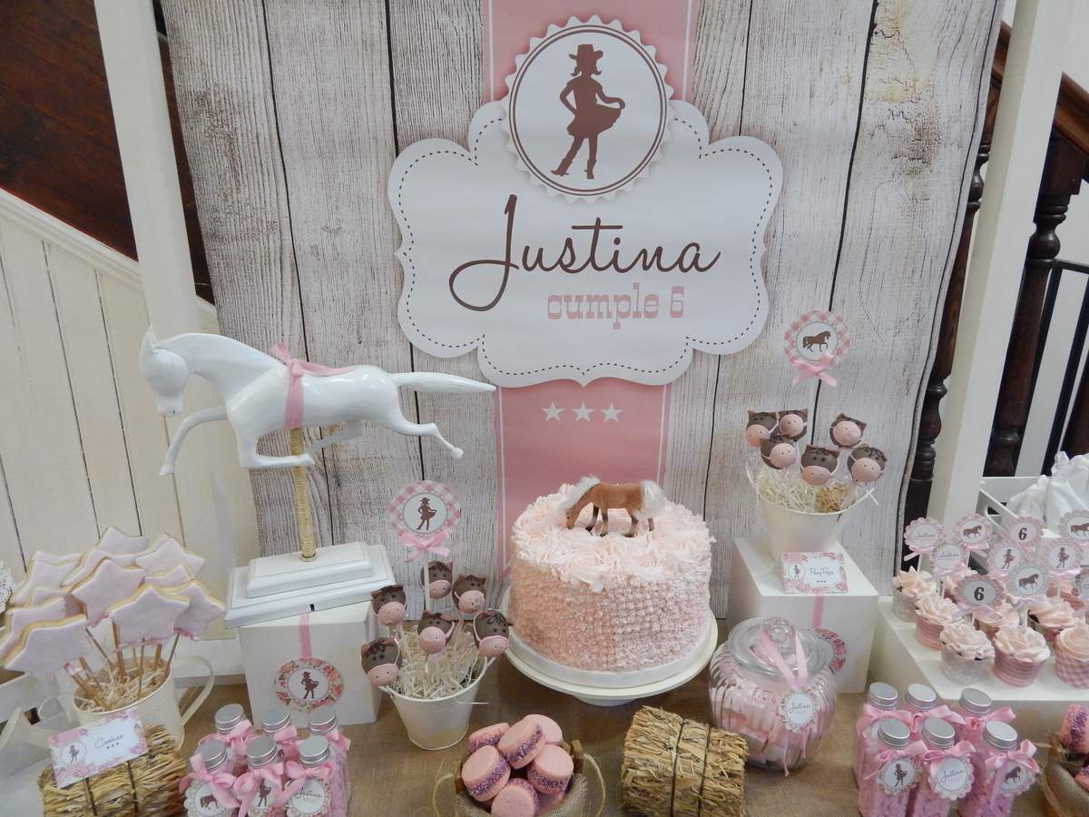 Cowgirl Birthaday Party - Cowgirl