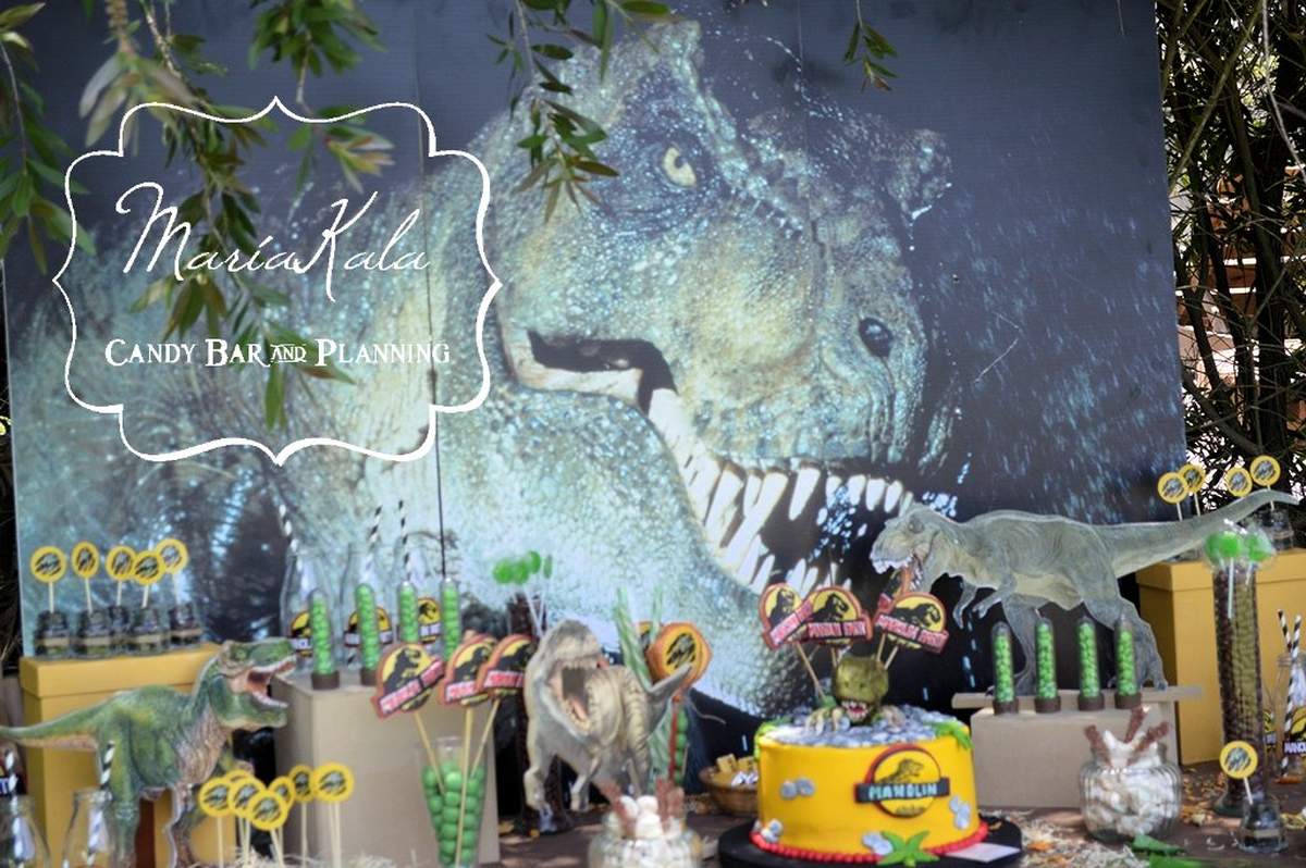 Jurassic  Party - Dinosaurs