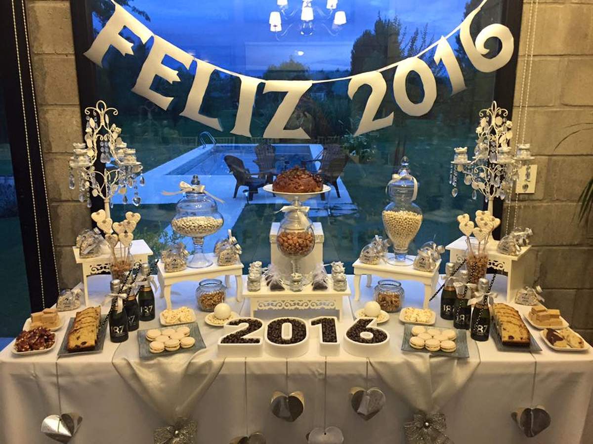 Silver New Year night - New Year's
