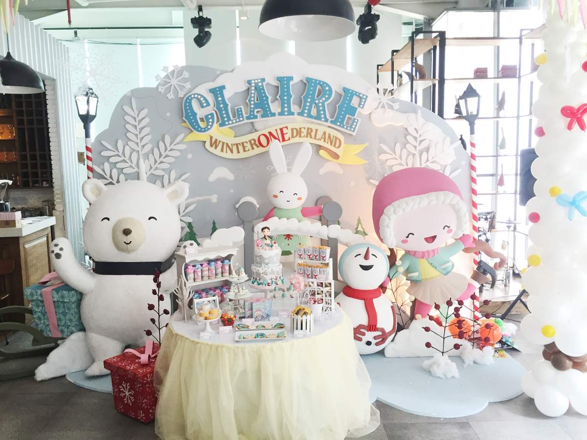 Winter Birthday Party Ideas | Photo 5 of 8 | Catch My Party