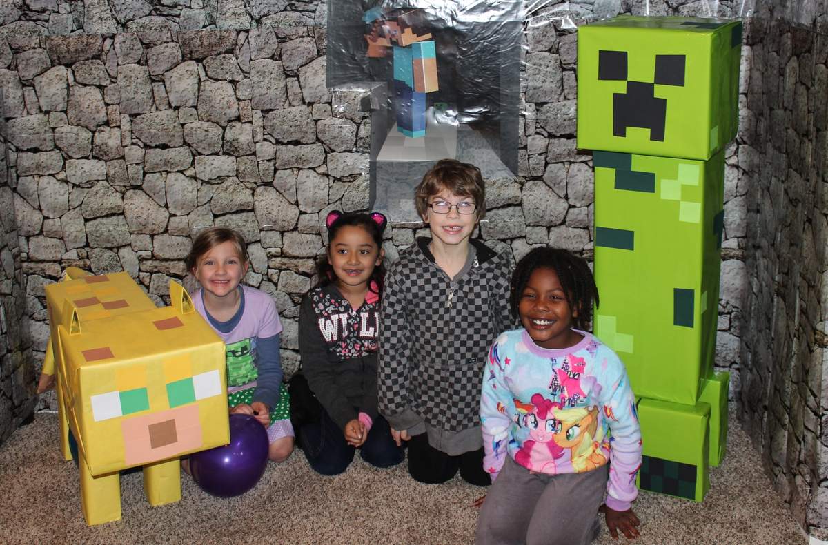 Chrystabelle's Minecraft Mayhem - Minecraft