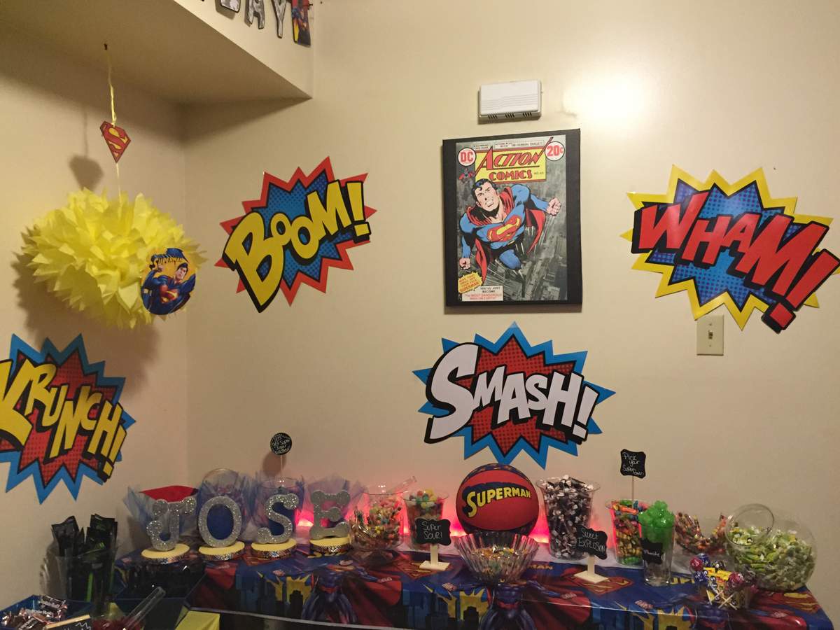 Tunechis super hero bash !  - Superman 