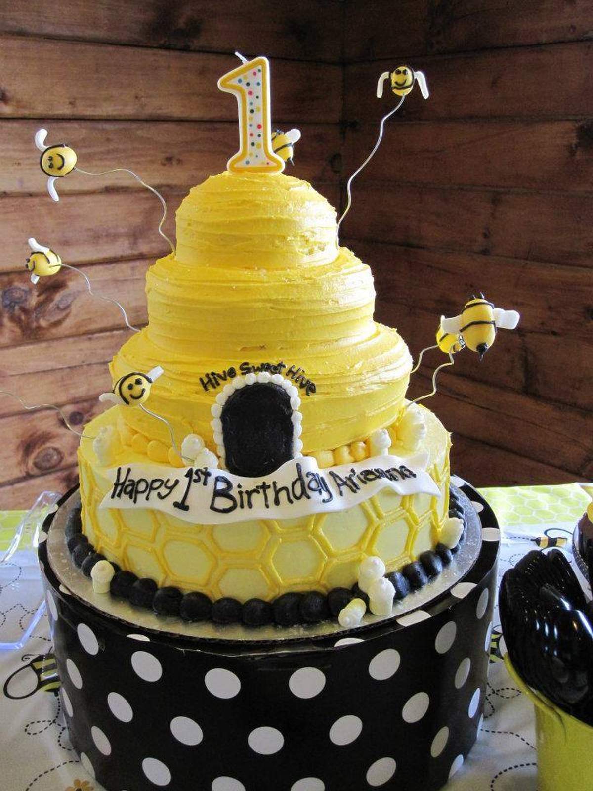 Bumble Bee Birthday Party Ideas Photo 2 of 27 Catch My Party