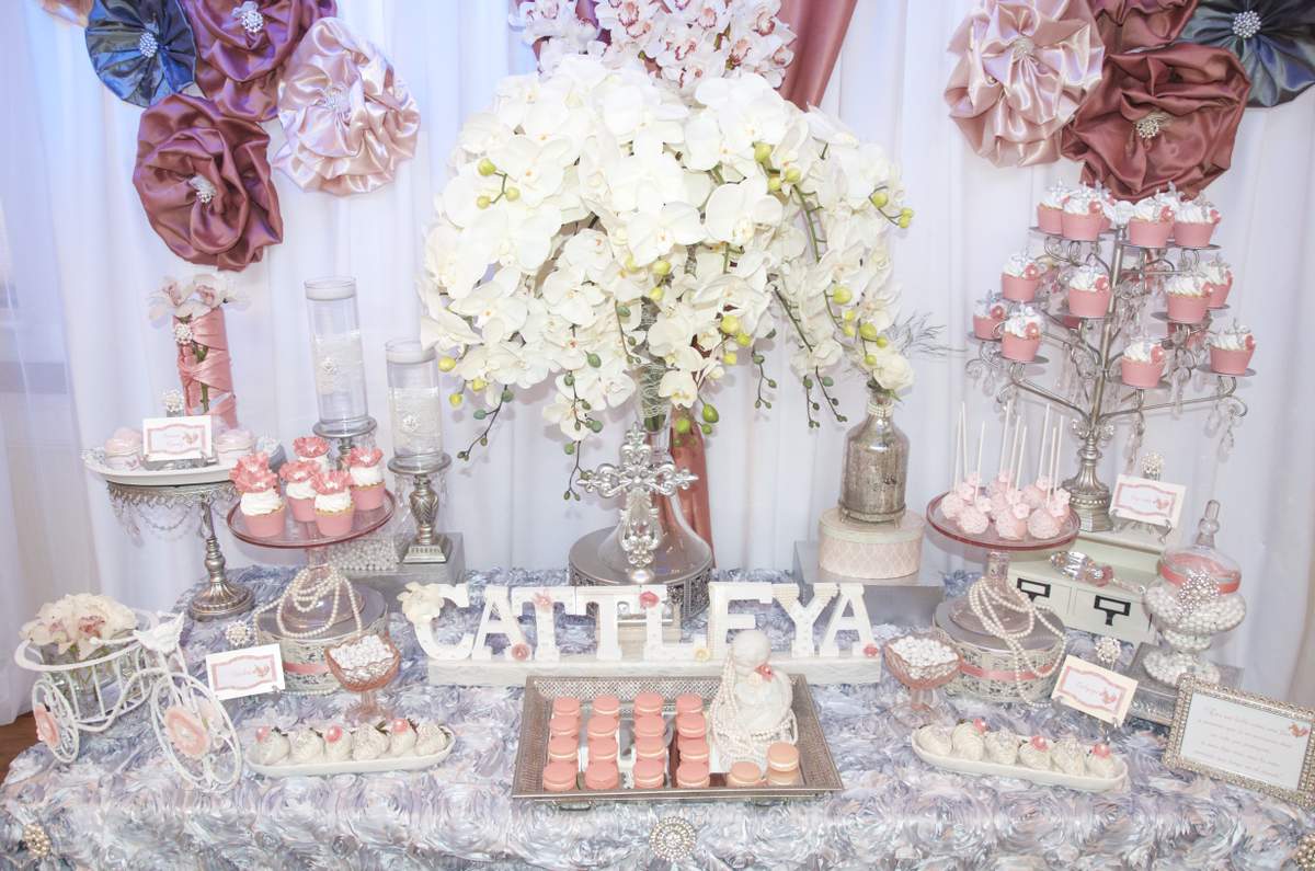 Cattleyas Vintage Baptism - Shabby chic