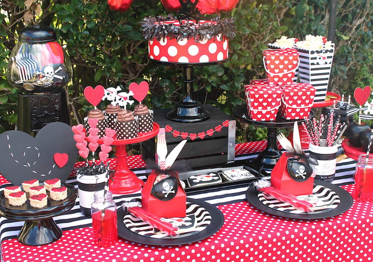Pirate Valentine Party - Pirates