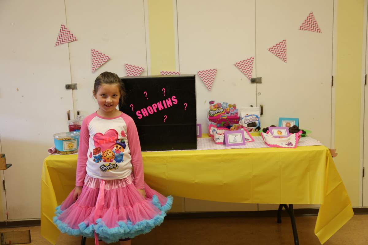 Emma's Shopkins Party - Shopkins