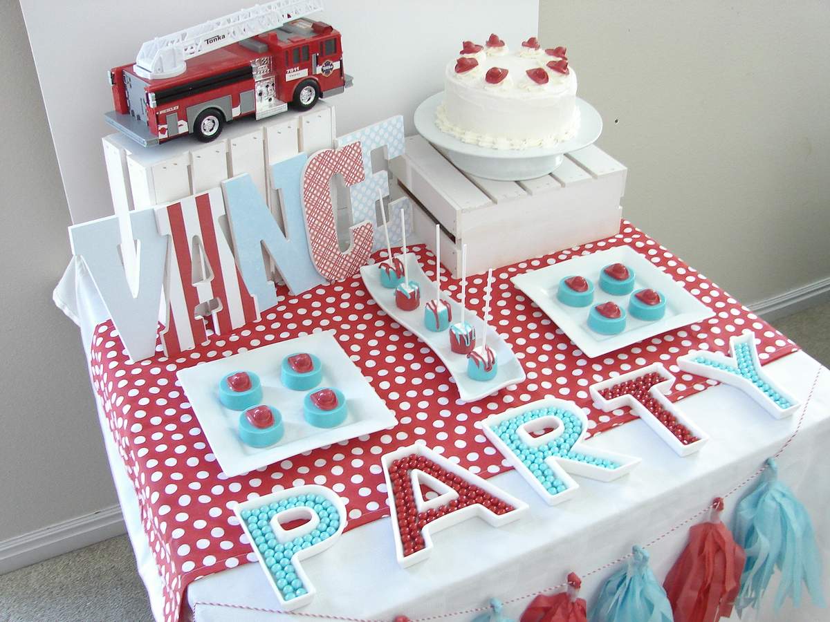 Vance's Firefighter Party - Fire Truck / Firefighter
