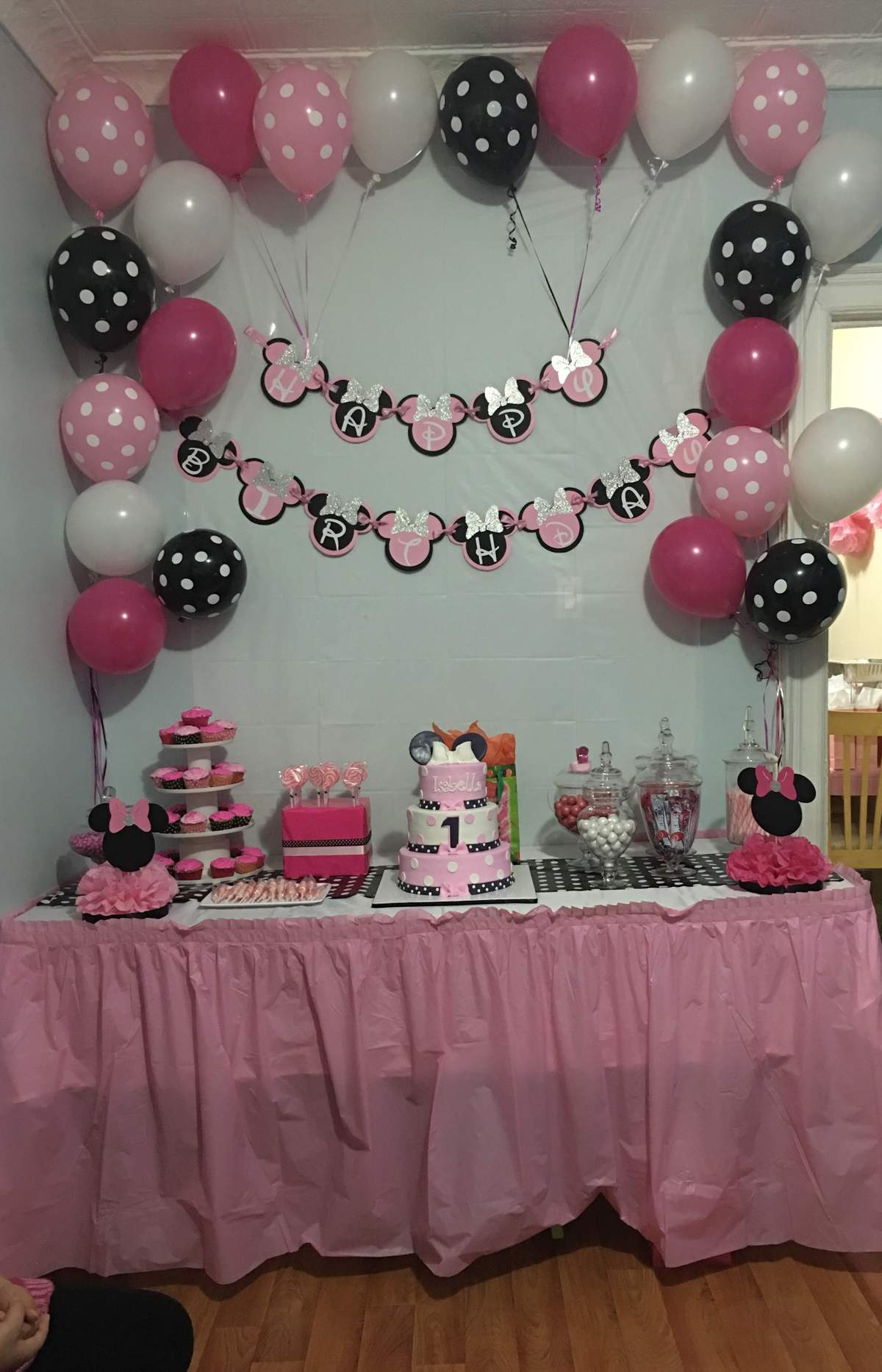 Isabella's first birthday - Minnie Mouse 