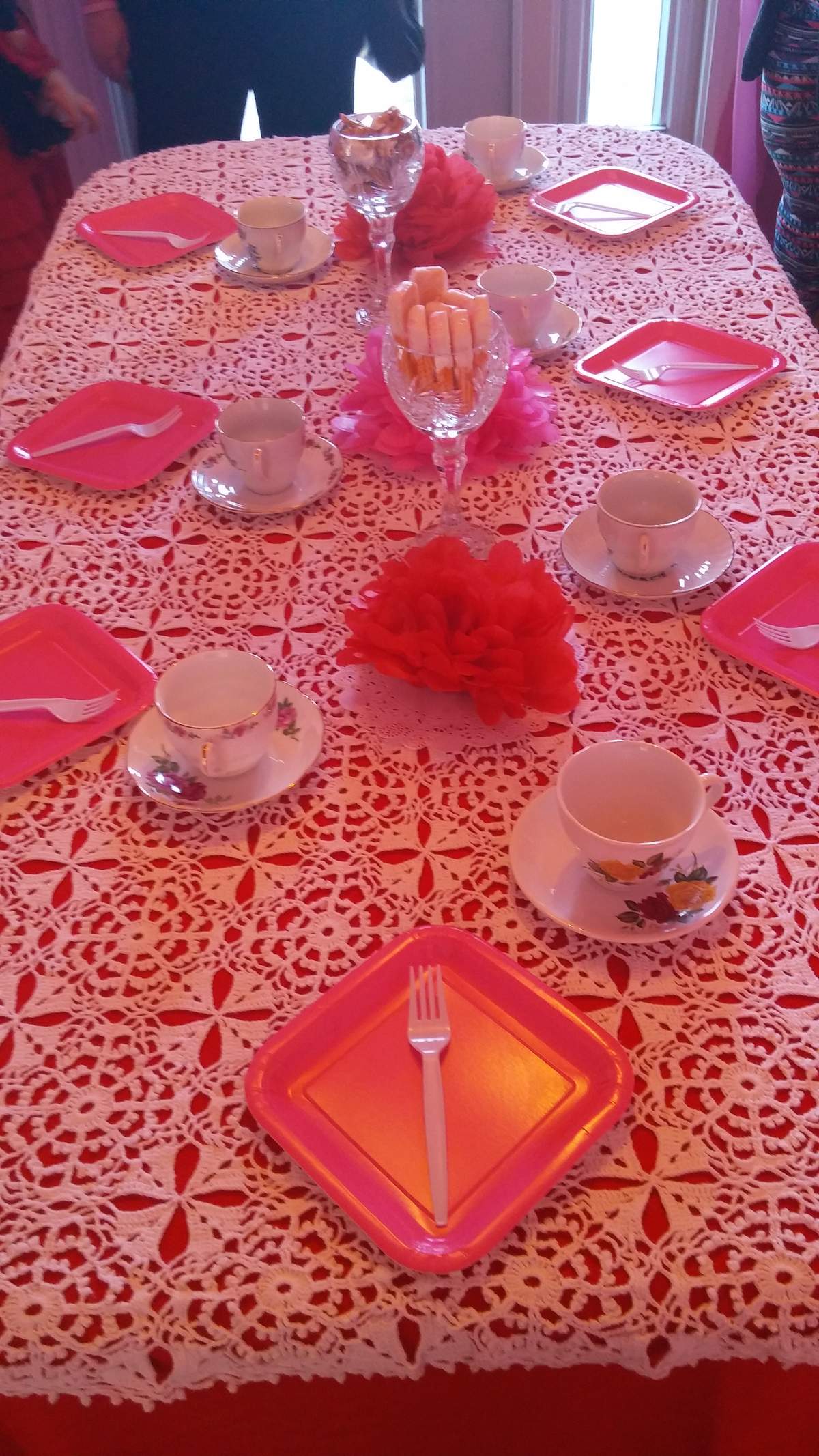 Amelia's 8th doll & me par-tea - Tea party with giels and their dolls