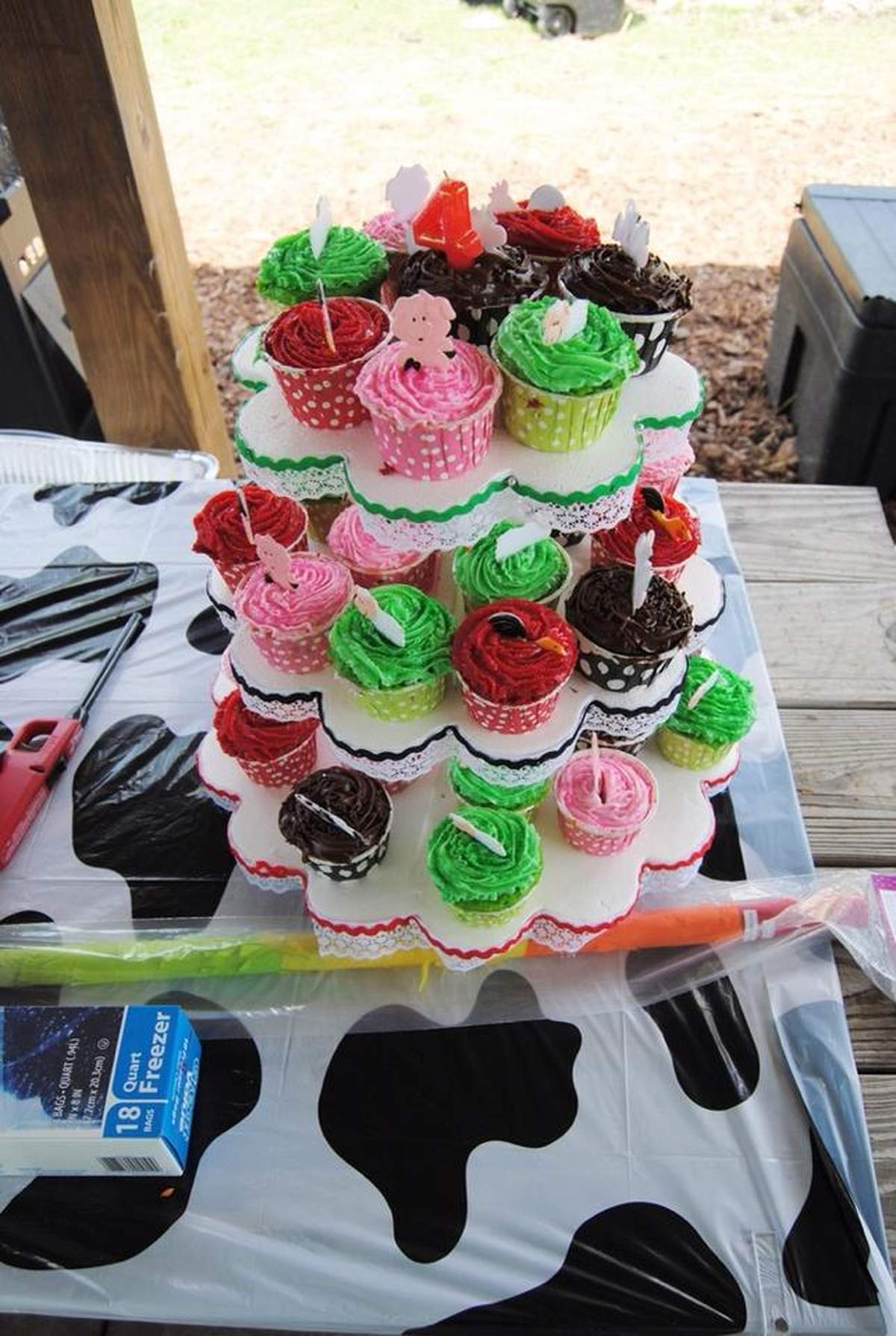 Matthew's Barnyard Birthday Bash - Farm