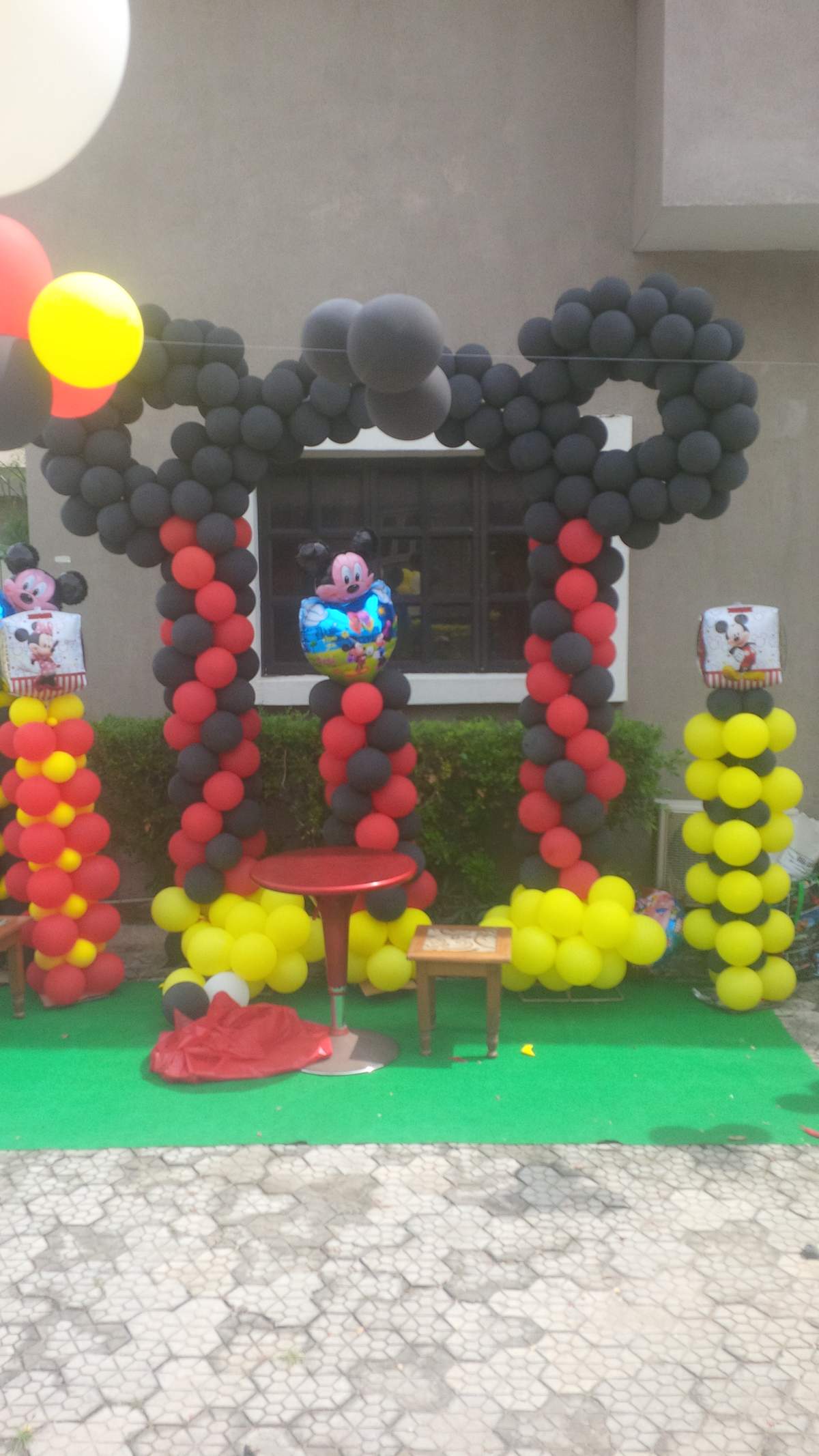kene rock 1 - Mickey Mouse