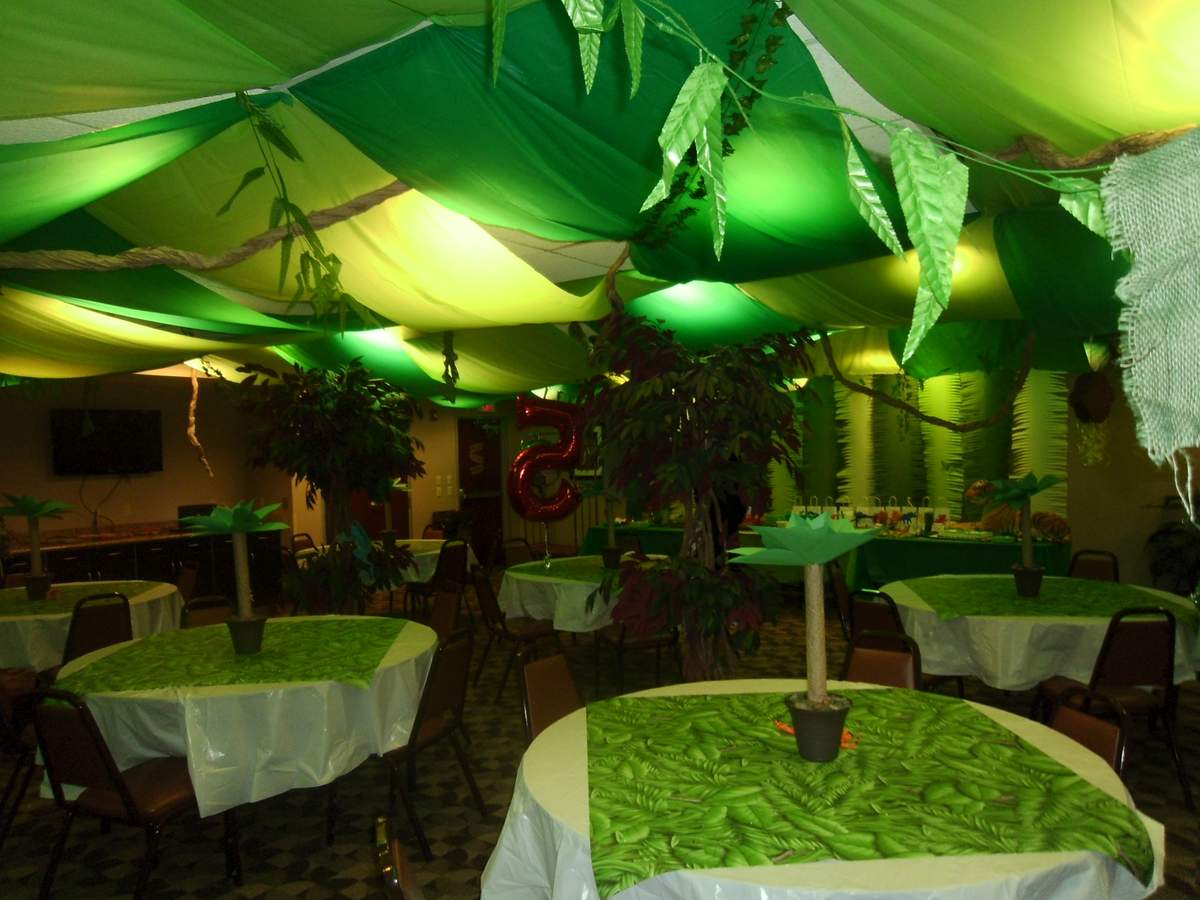 Rainforest / Jungle Birthday Party Ideas Photo 1 of 40 Catch My Party