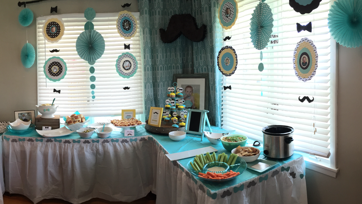Henry's little gentleman first birthday - Little gentleman/ mustache bash