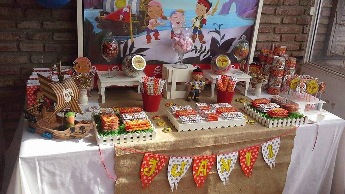 JAKE AND THE NEVERLAND PIRATES PARTY! - Jake and the Neverland Pirates