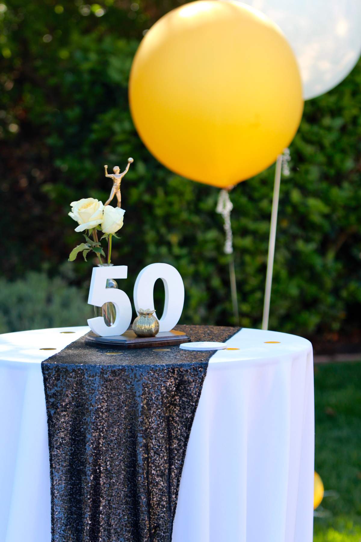 50th birthday bash in gold and black - Gold and black 