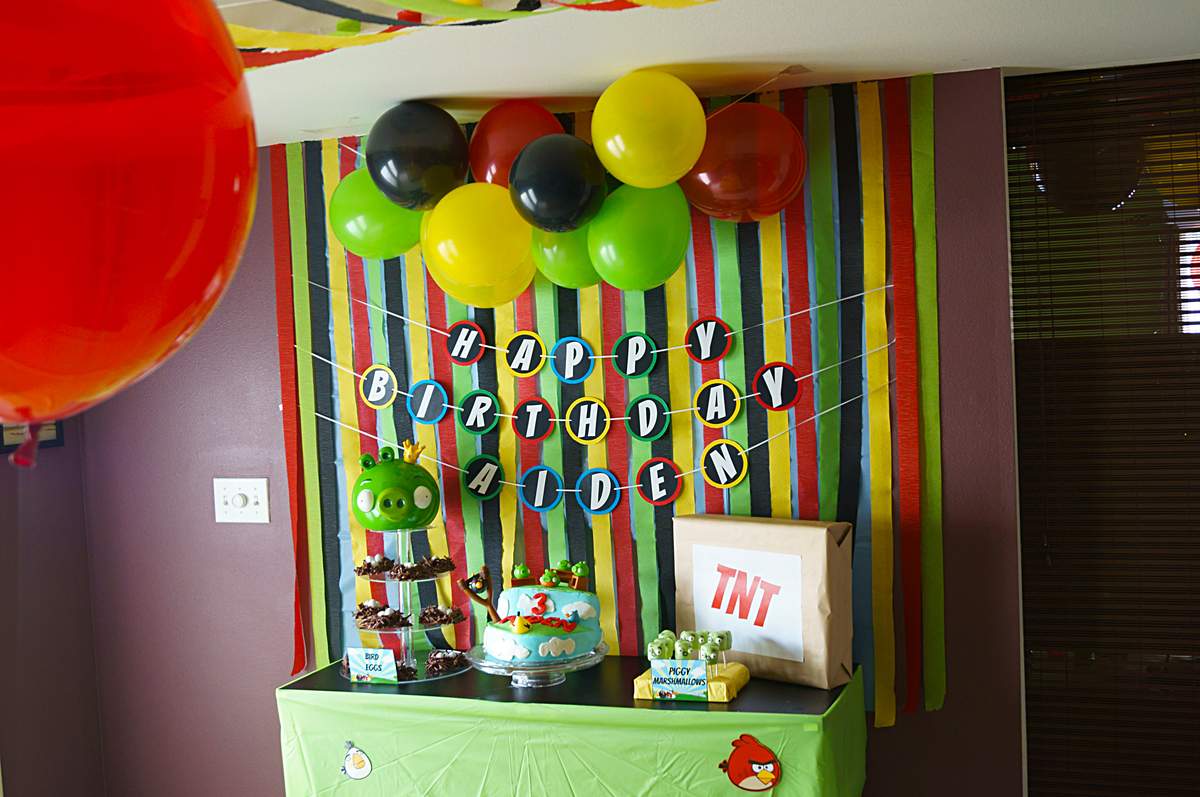 Aiden's 3rd Birthday Party - Angry Birds
