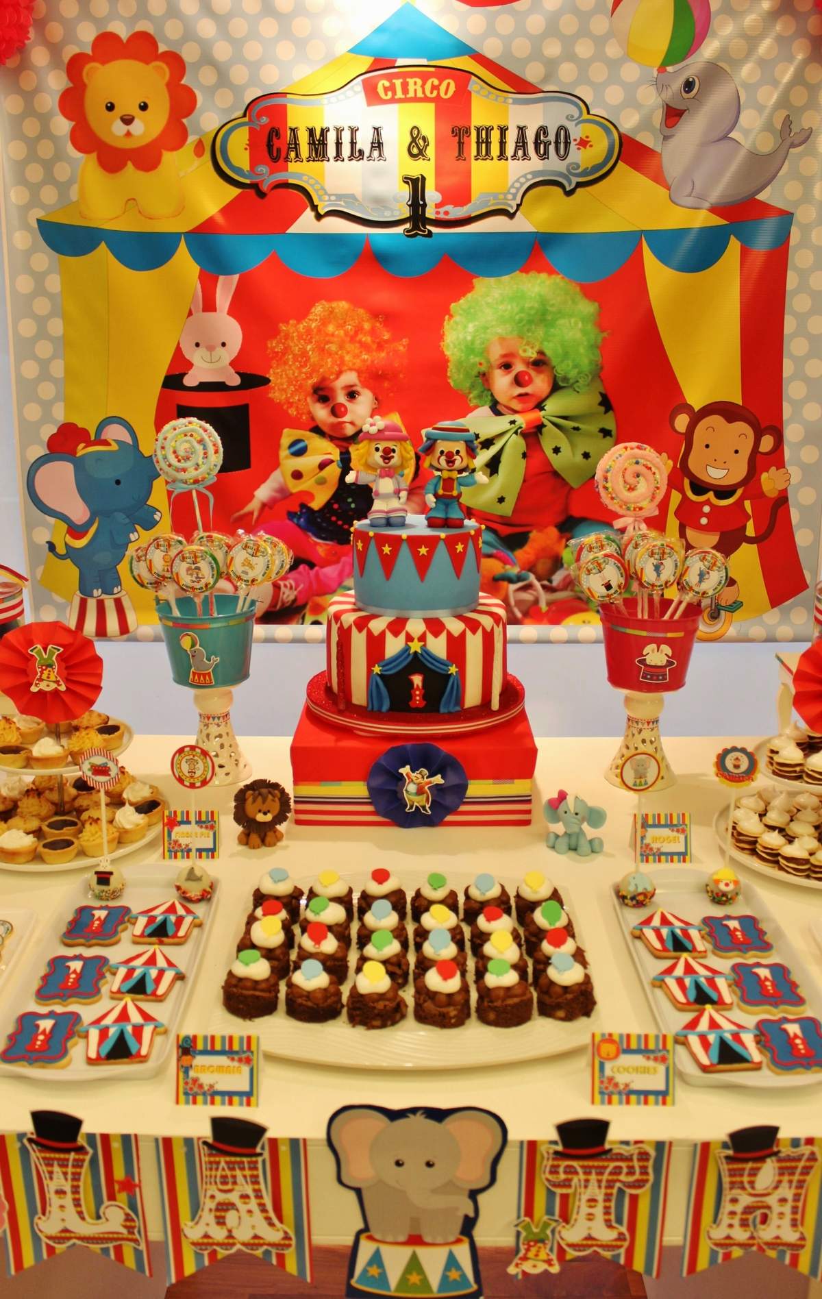 Go to the Circus!  - Circus / Carnival