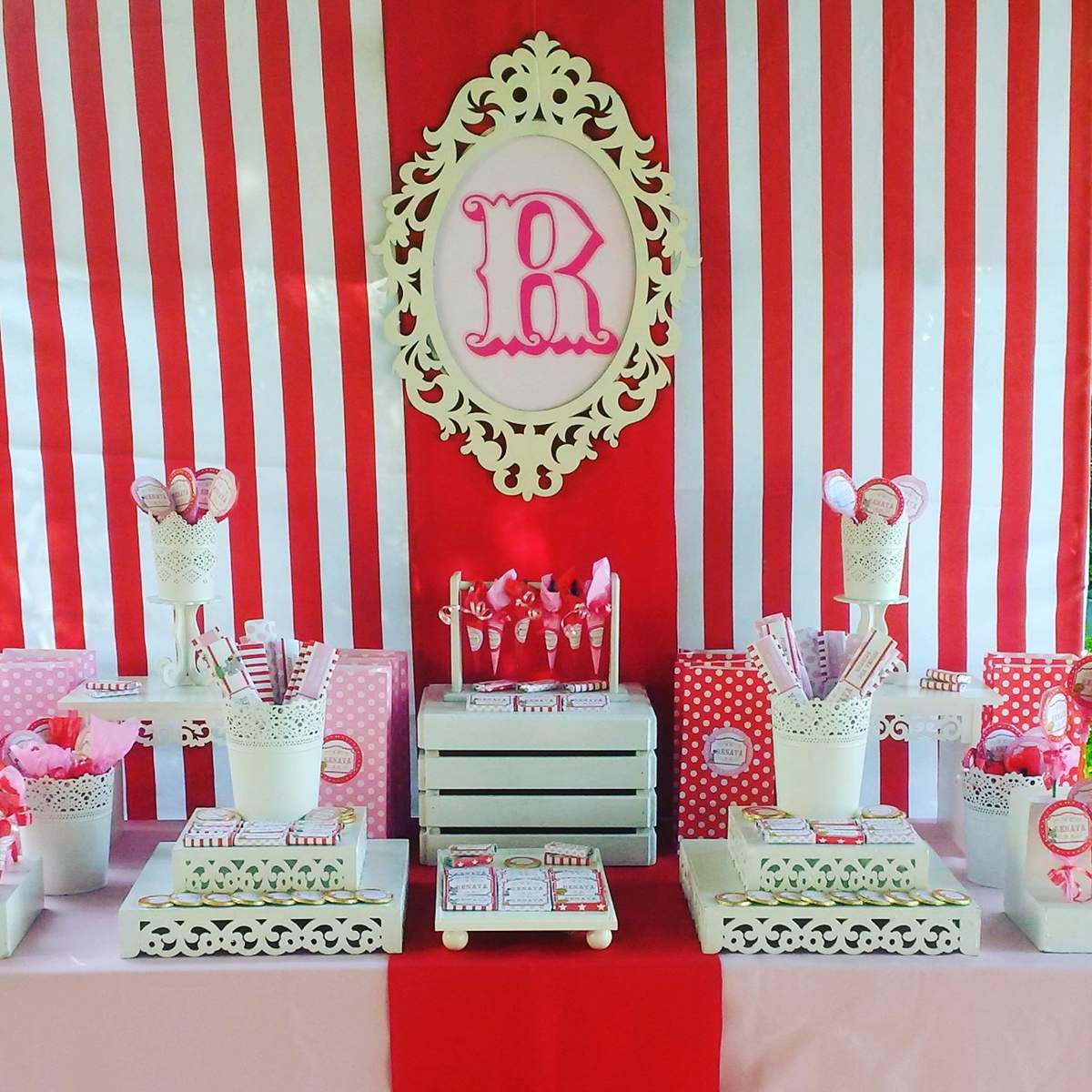 Circus Party - Circus / Carnival