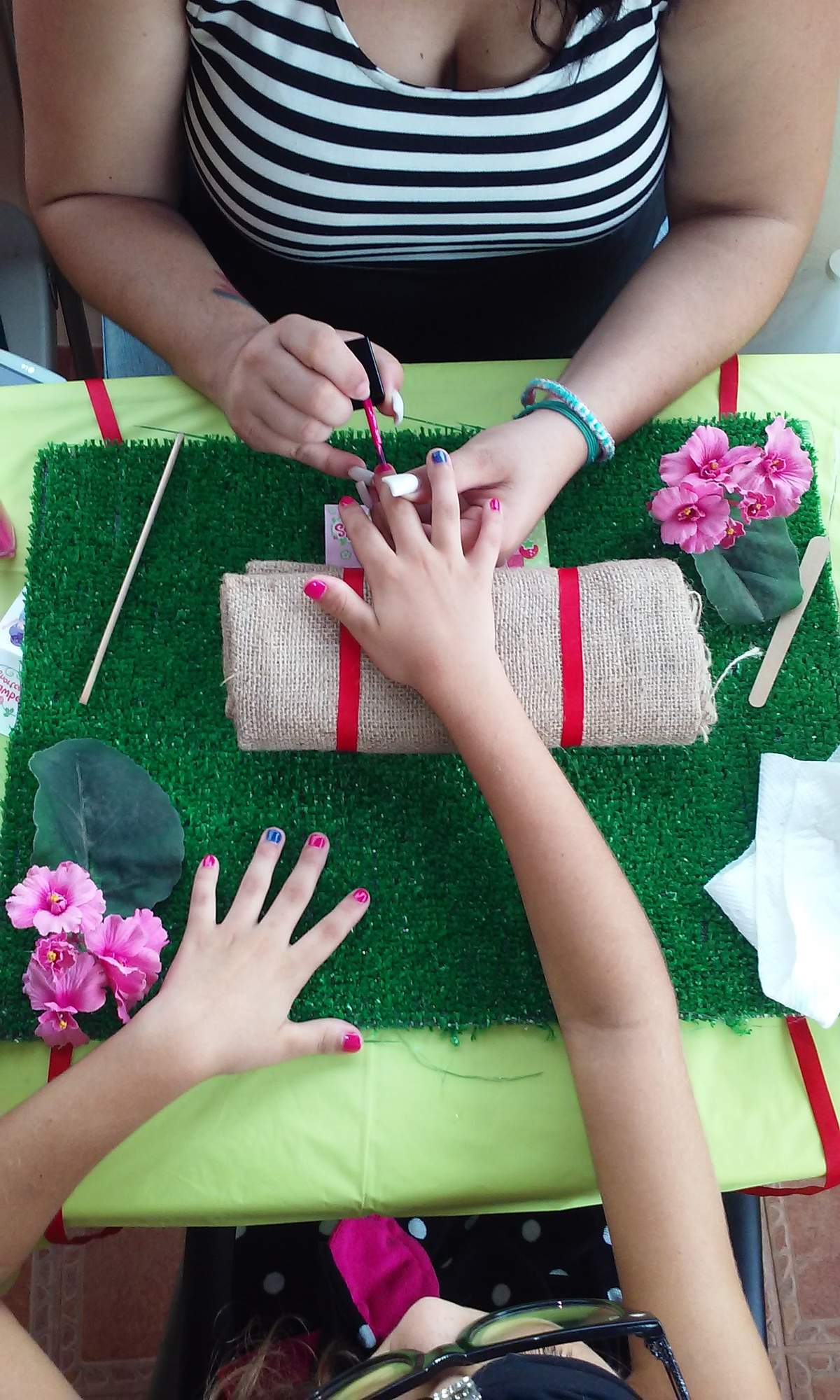 Amahia Strawberry Shortcake Bday Spa - SpaParty