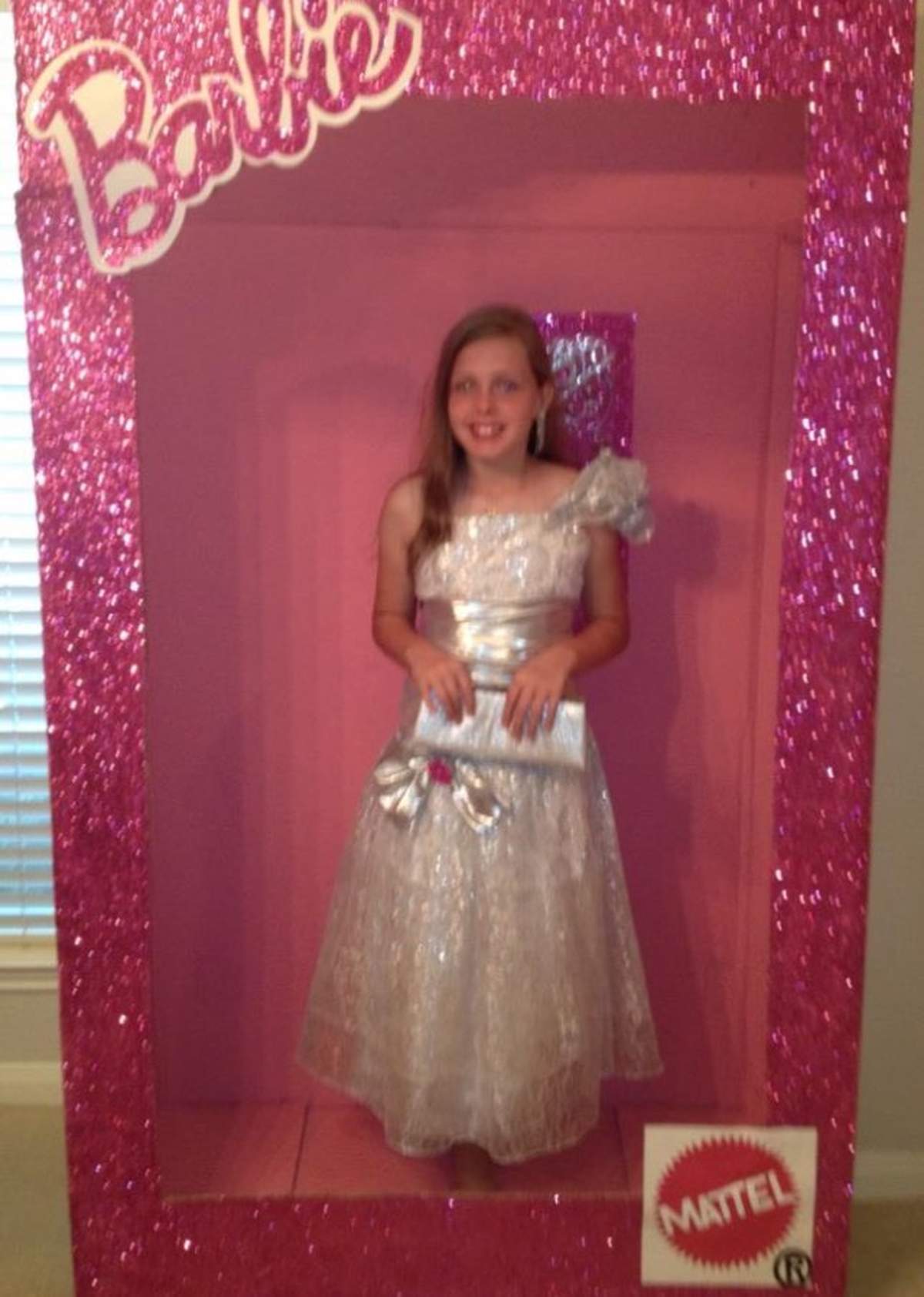 Life-size Barbie Birthday Party  - Barbie 