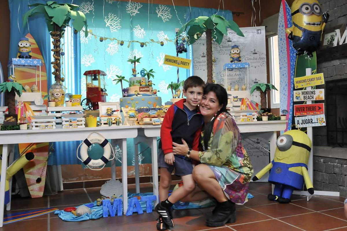 Mateo`s Minions Playa y Mar Party- Mateo`s Despicable Me Beach  Party - Despicable Me Beach / Minions Playa y Mar