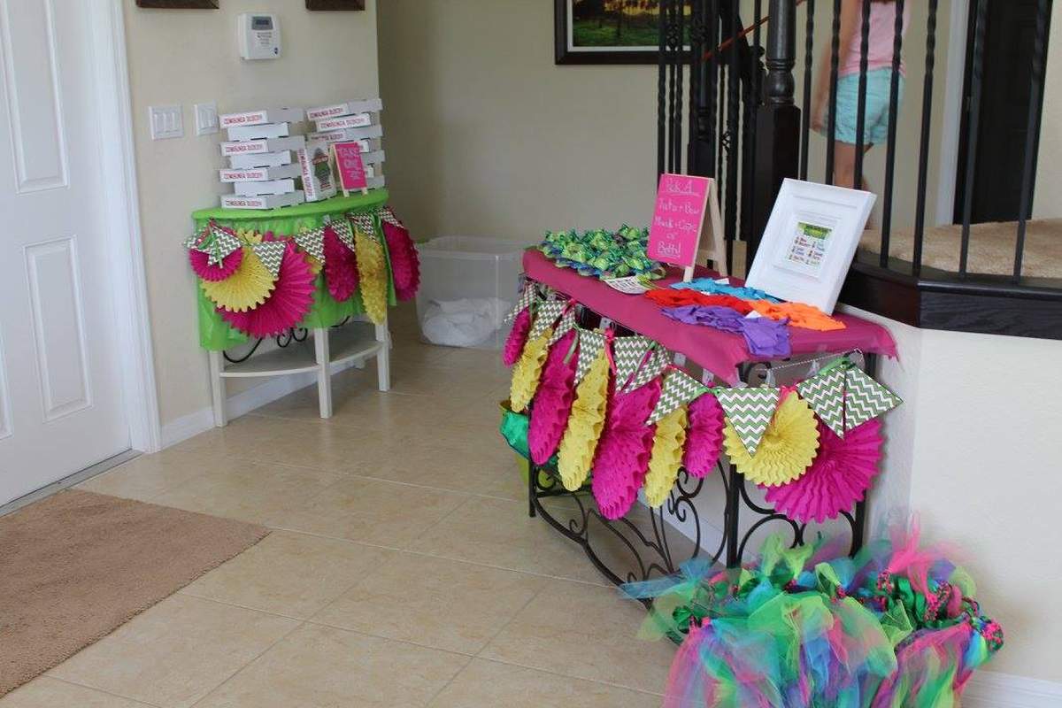Teenage Mutant Ninja Turtle Girly Garden Party - Teenage Mutant Ninja Turtle Garden Party