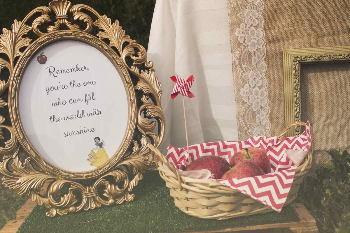 Enchanted Forest  - Snow White