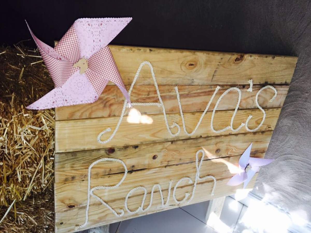 Ava's Shabby Chick Cowgirl Party - Shabby chic