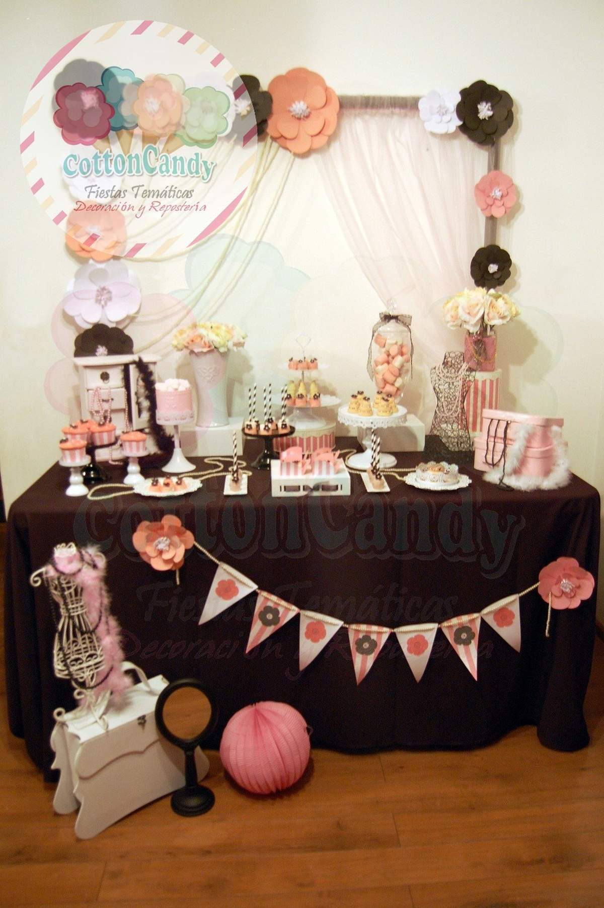 BOUTIQUE CHIC - Glam