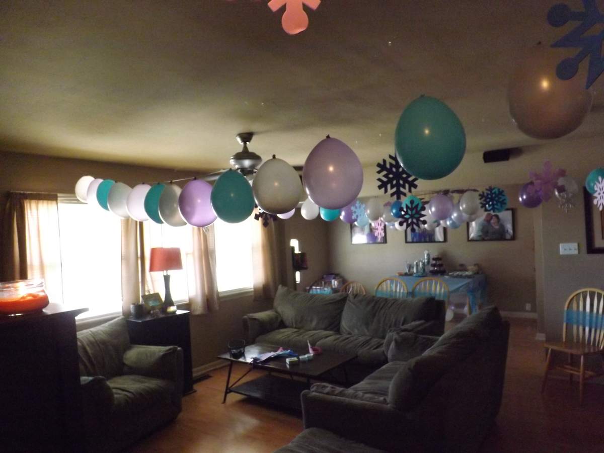 Alyx's Frozen Birthday - Frozen (Disney)