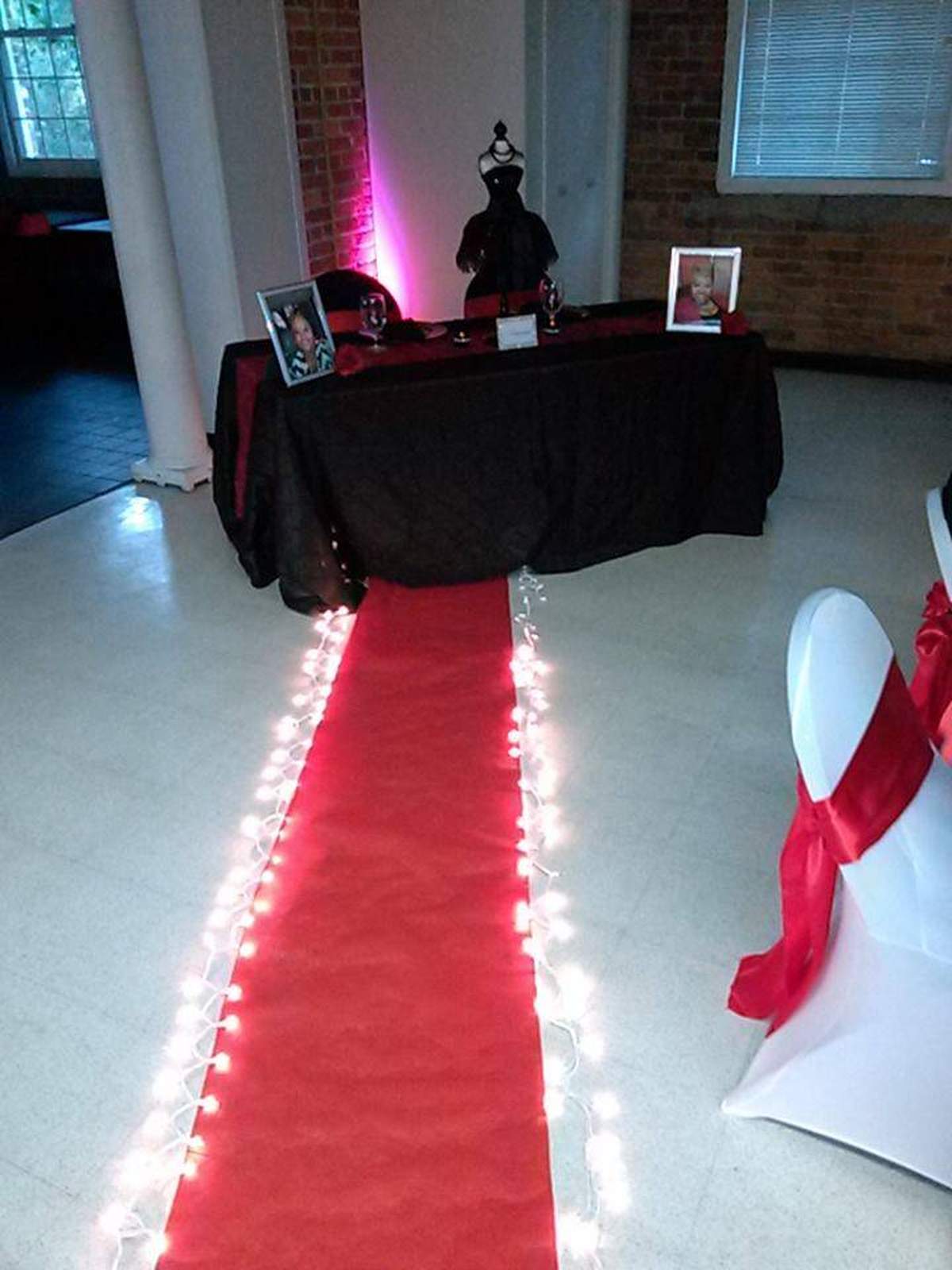 Mrs. Moss 40th - Hollywood