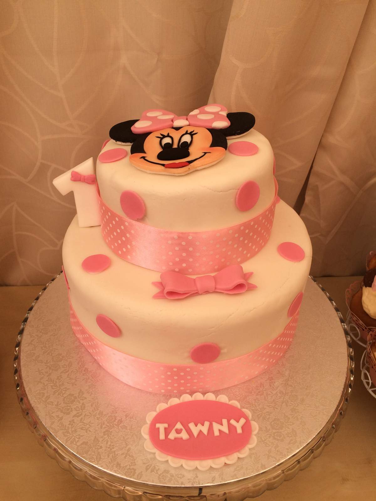 1st Birthday Party - Minnie Mouse