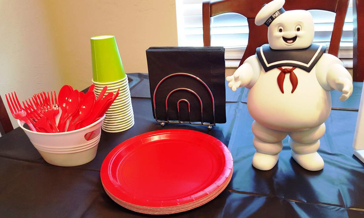 A Guy's Ghostbusters Party - Ghostbusters