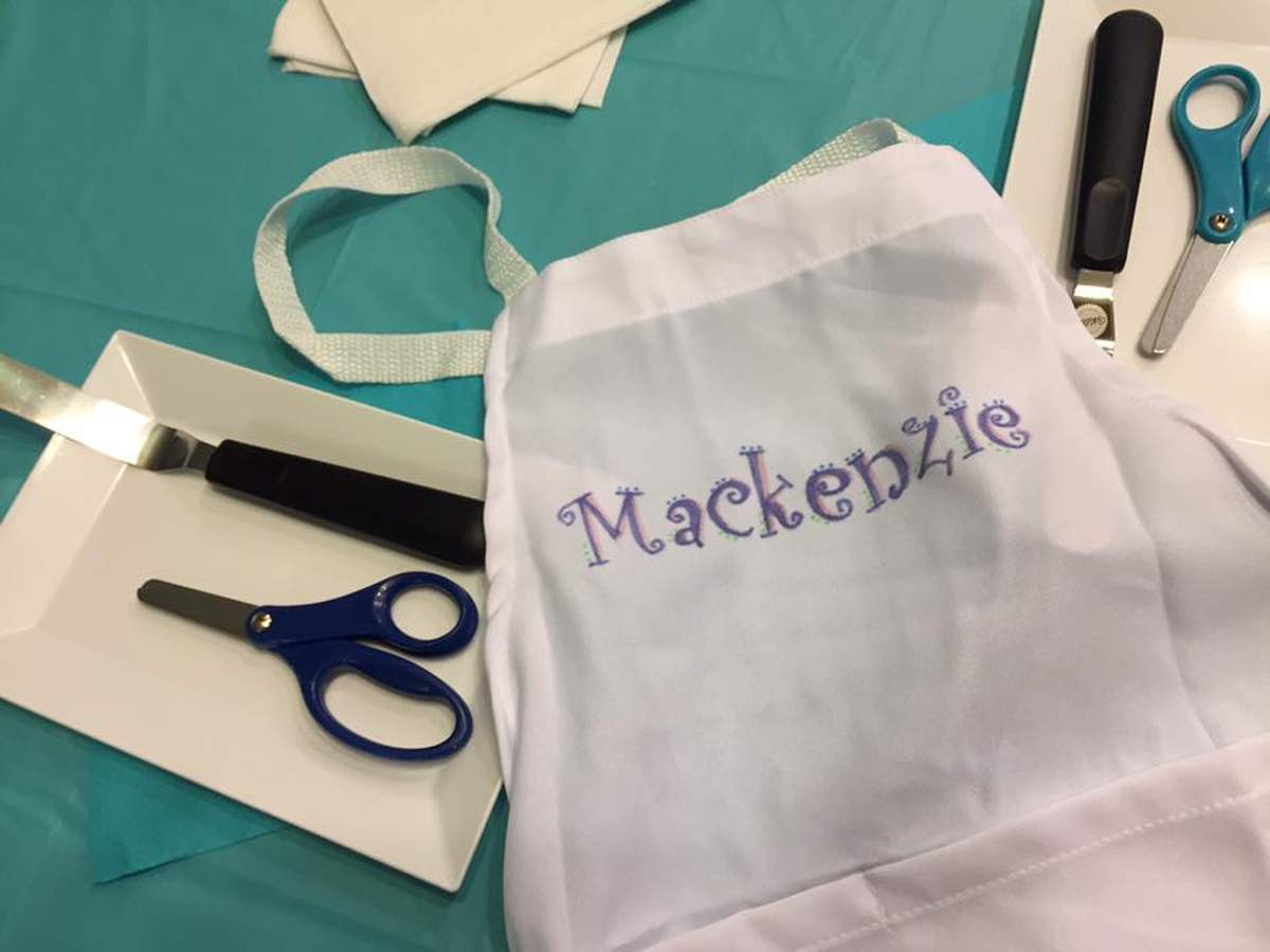Mackenzie's Cake Bash - Cupcake Decorating Party