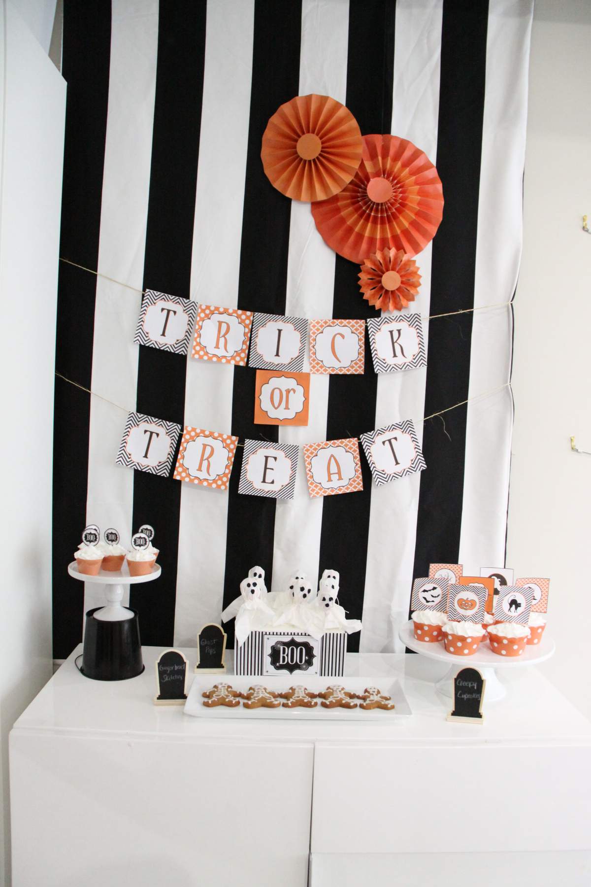 Seasons Haunted House! - Halloween