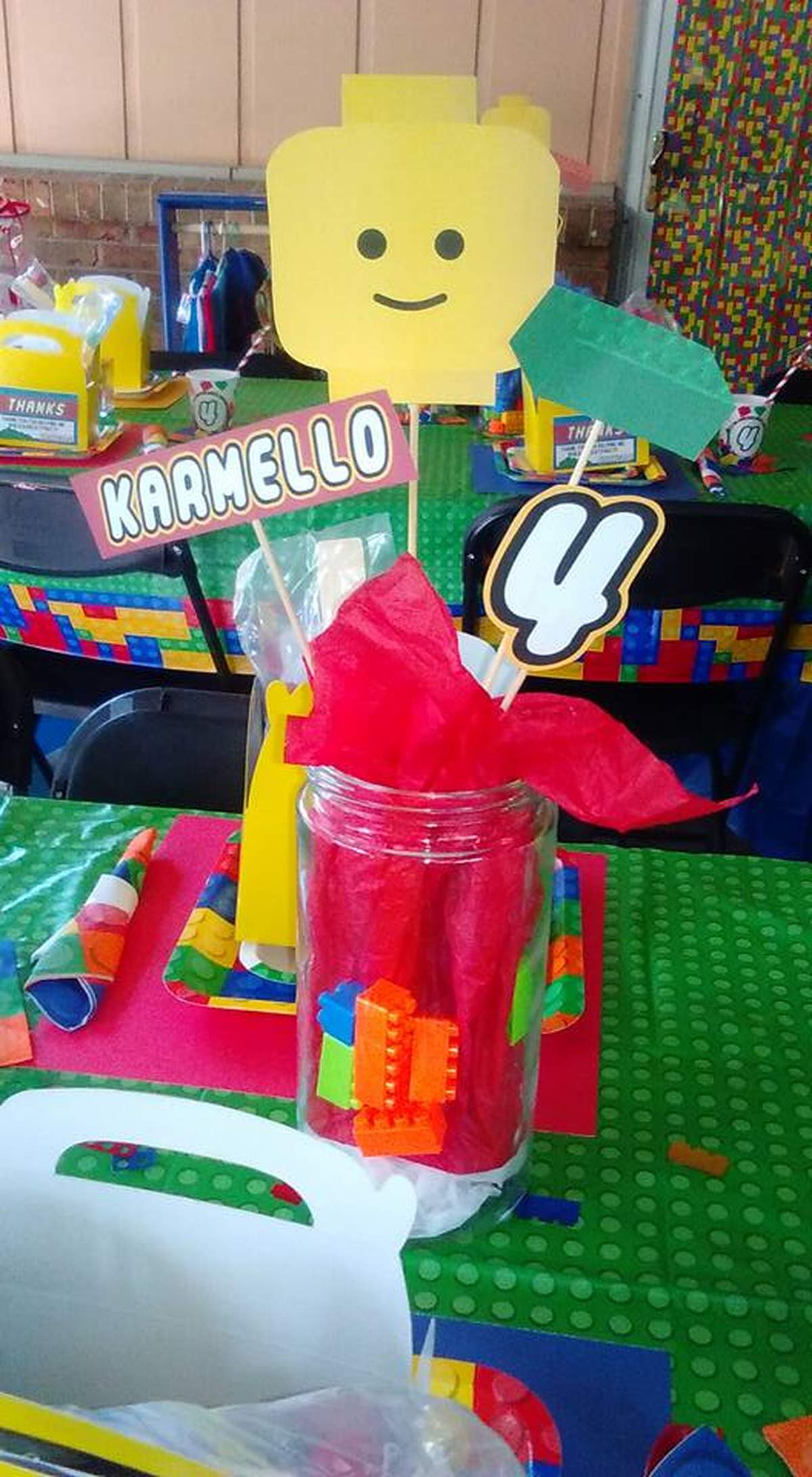 Karmello's Lego Party - Legos 