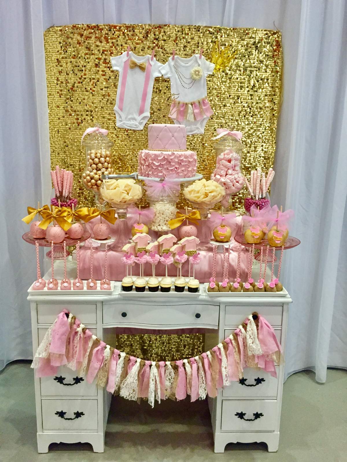 Anaya Twins Shower - Charmingly Sweet