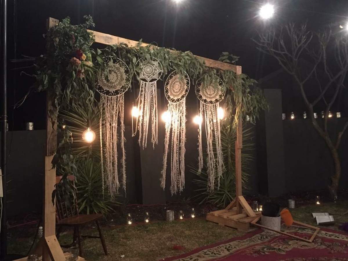 Boho Wedding Renewl  - Boho/Vintage 