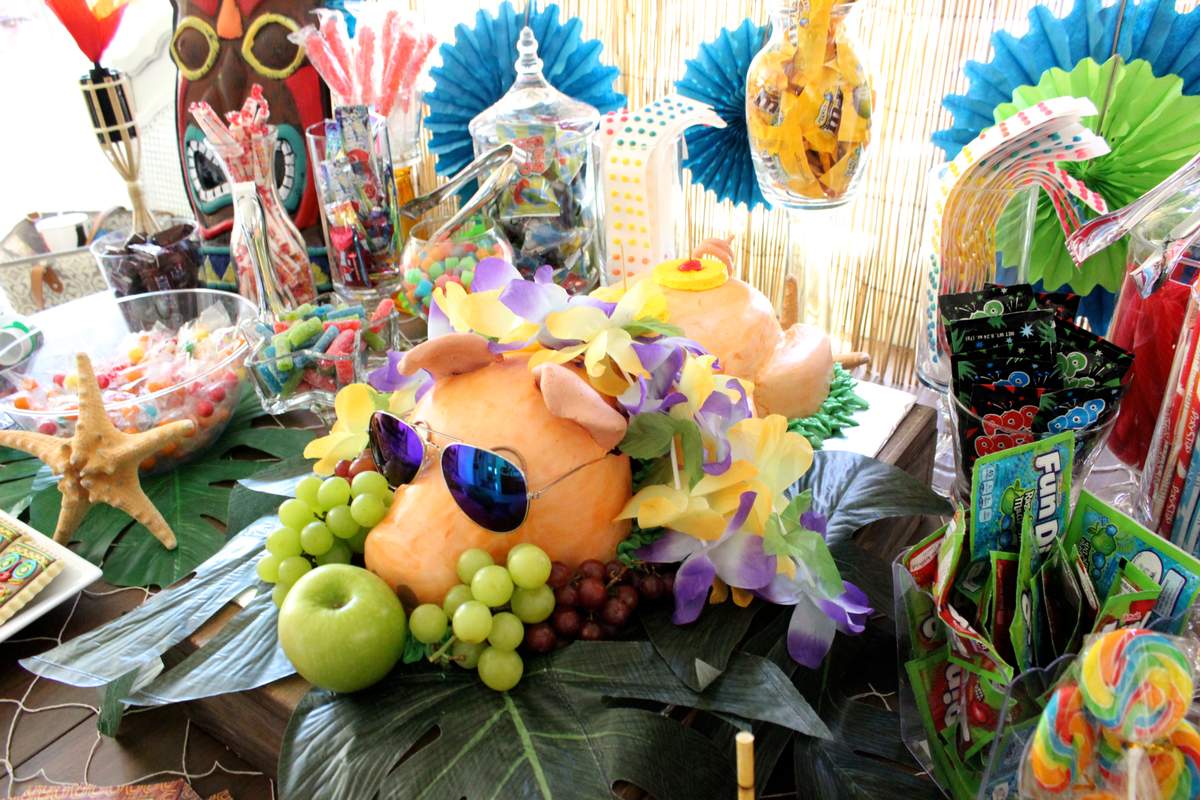 Nixon's Luau  - Luau / Hawaiian
