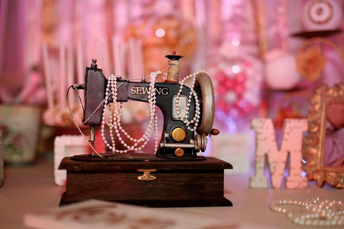 Nixk abd Narie - Vintage / Retro