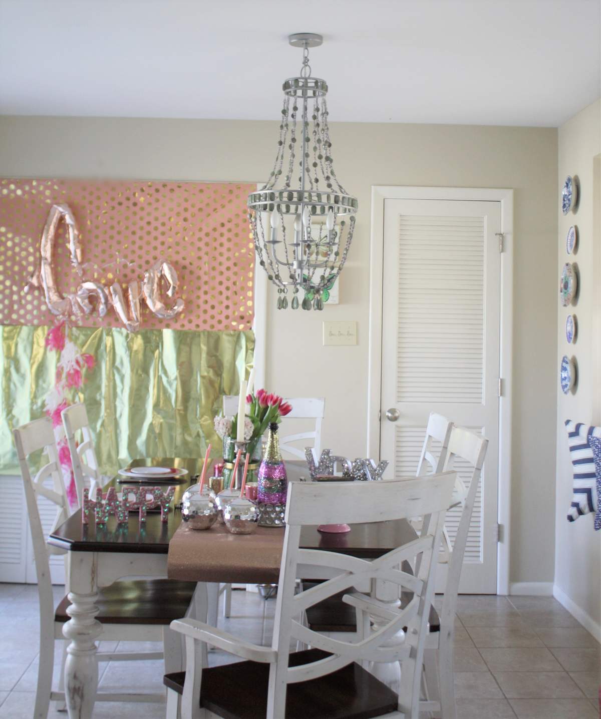 Easy and Glam Valentine's Day Party - Glam
