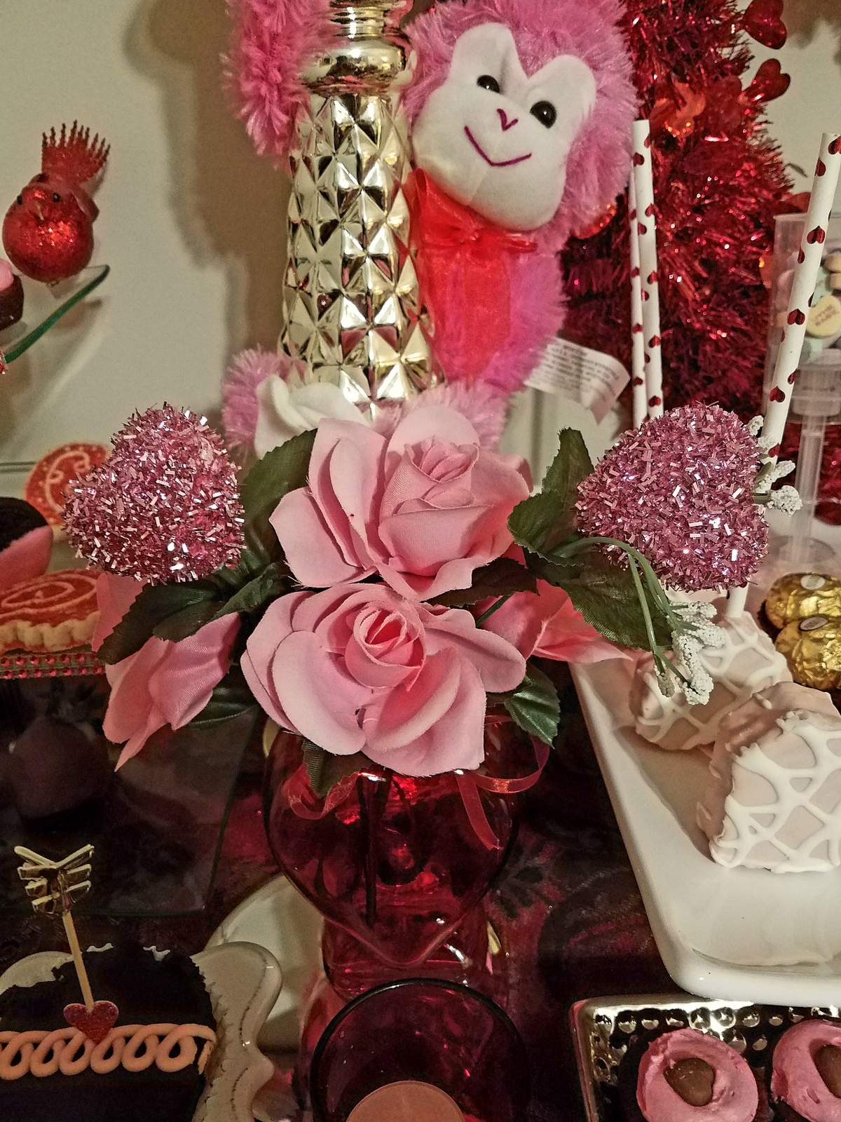 Be mine, Valentine... - Valentine's Day