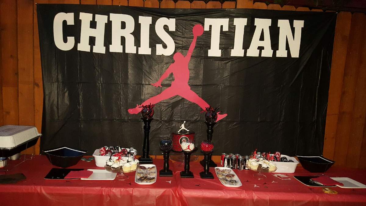 Jumpman birthday party - Jordan Jumpman Party