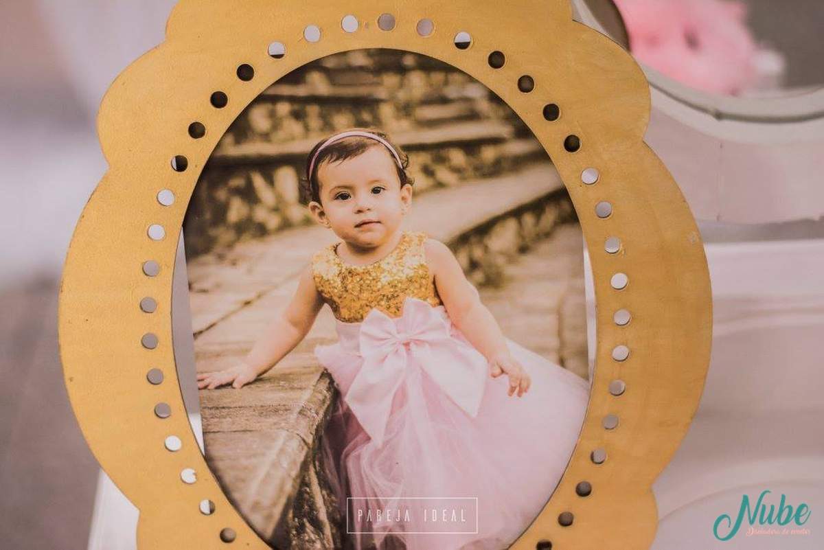 Princess Isabella 1st Birthday Party - Shabby chic 