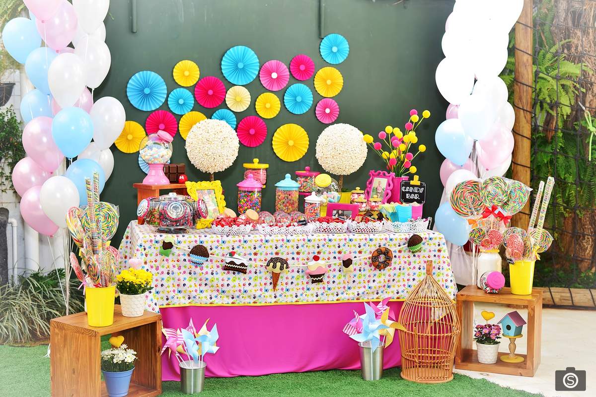 Candy Bar and Little Birds birthday party - Candy Bar