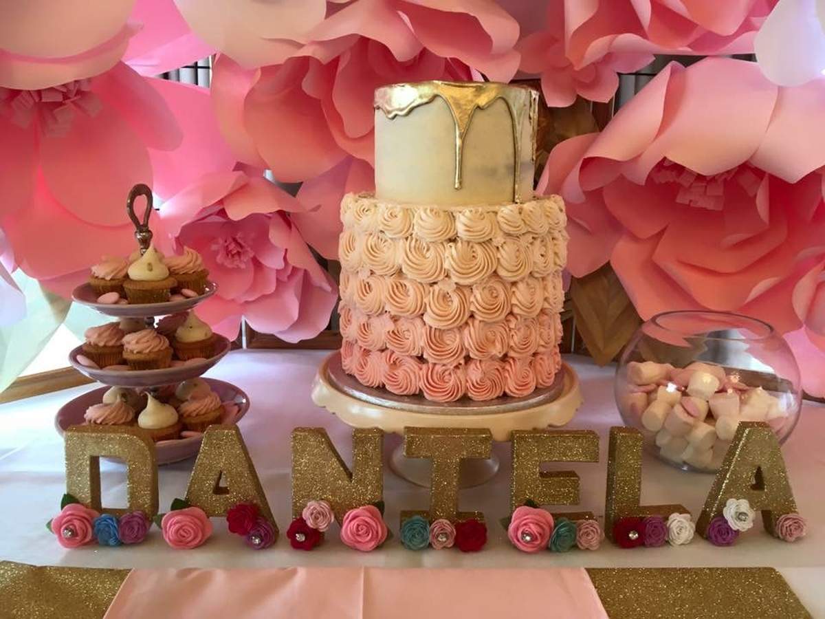 Daniela's baptism - Pink, Gold and Roses