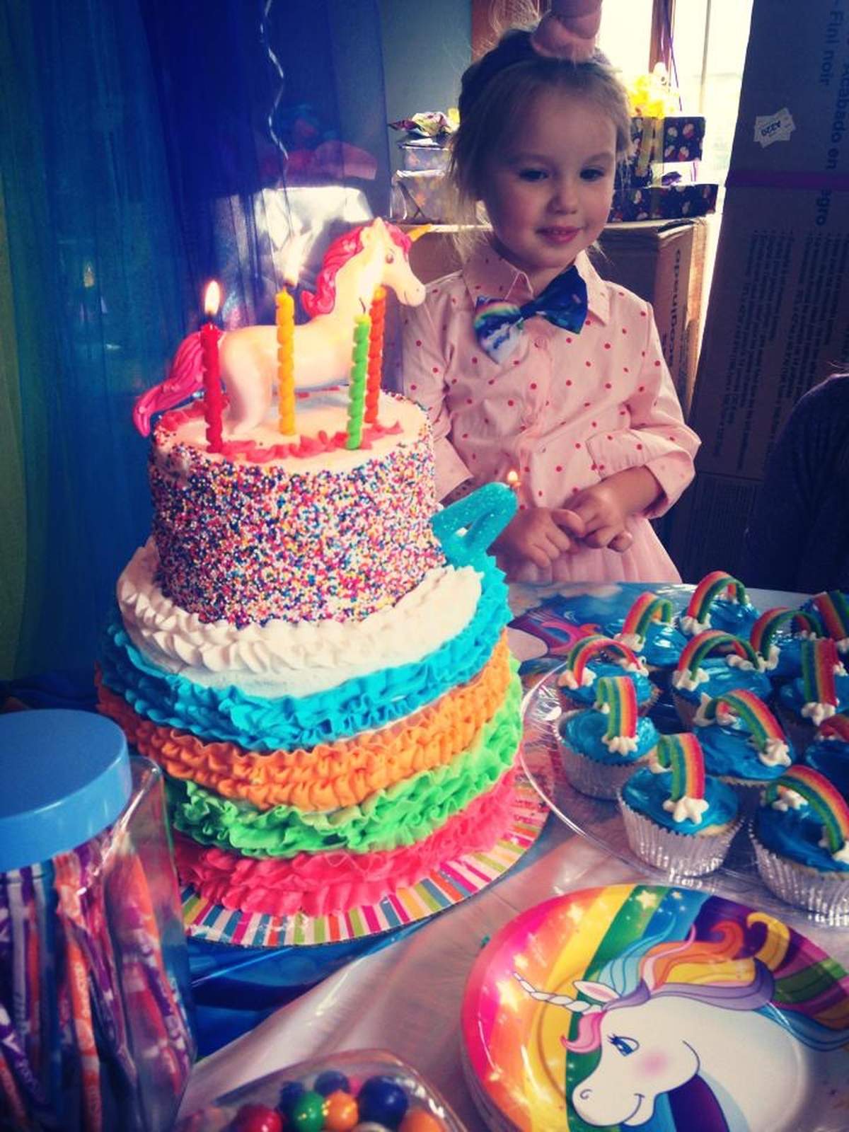 Penelope's Rainbow Unicorn 4th Birthday party - Rainbow 