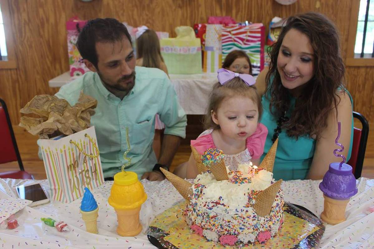 Ice Cream and Sprinkles Party / Birthday ""Heres The Scoop" Ice Cream